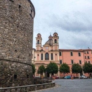 Varese Ligure - Dolcevita.no