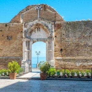 Vasto,sjøslag,pavelig,redning,Abruzzo,Kysten,historie